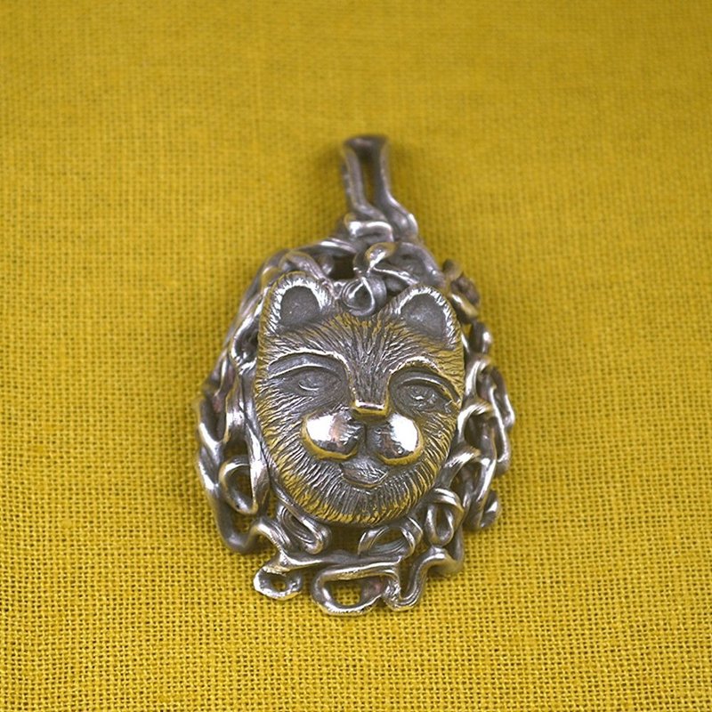 纯银猫首雕塑坠饰 - 项链 - 纯银 