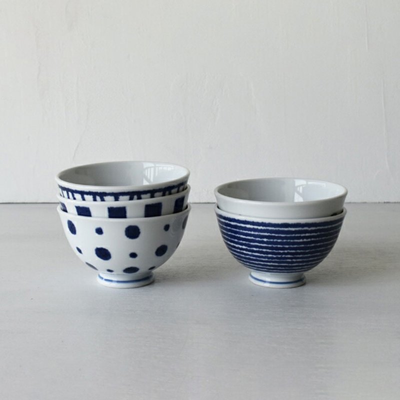 【西海陶器】波佐见烧 蓝玉纹五件式轻量饭碗 (5件式) - 礼盒组 - 碗 - 其他材质 多色
