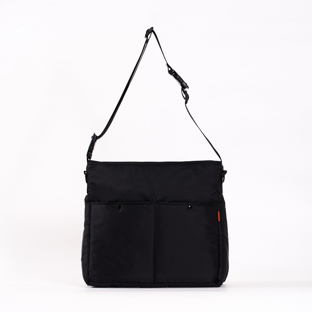 Japfac Lively Tote 全黑款 - 侧背包/斜挎包 - 聚酯纤维 黑色