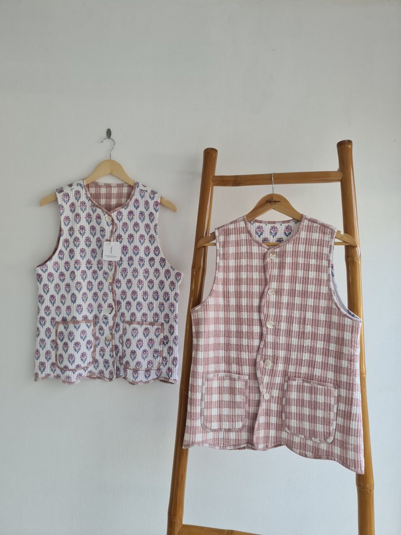 绗缝背心，100% 棉质填充，双面皆可穿 - 女装背心 - 棉．麻 