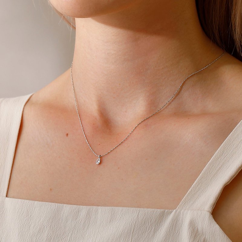 水滴氧化锆项链 SV 无镍项链立方氧化锆水滴形状水滴银铑 - 锁骨链 - 其他金属 银色