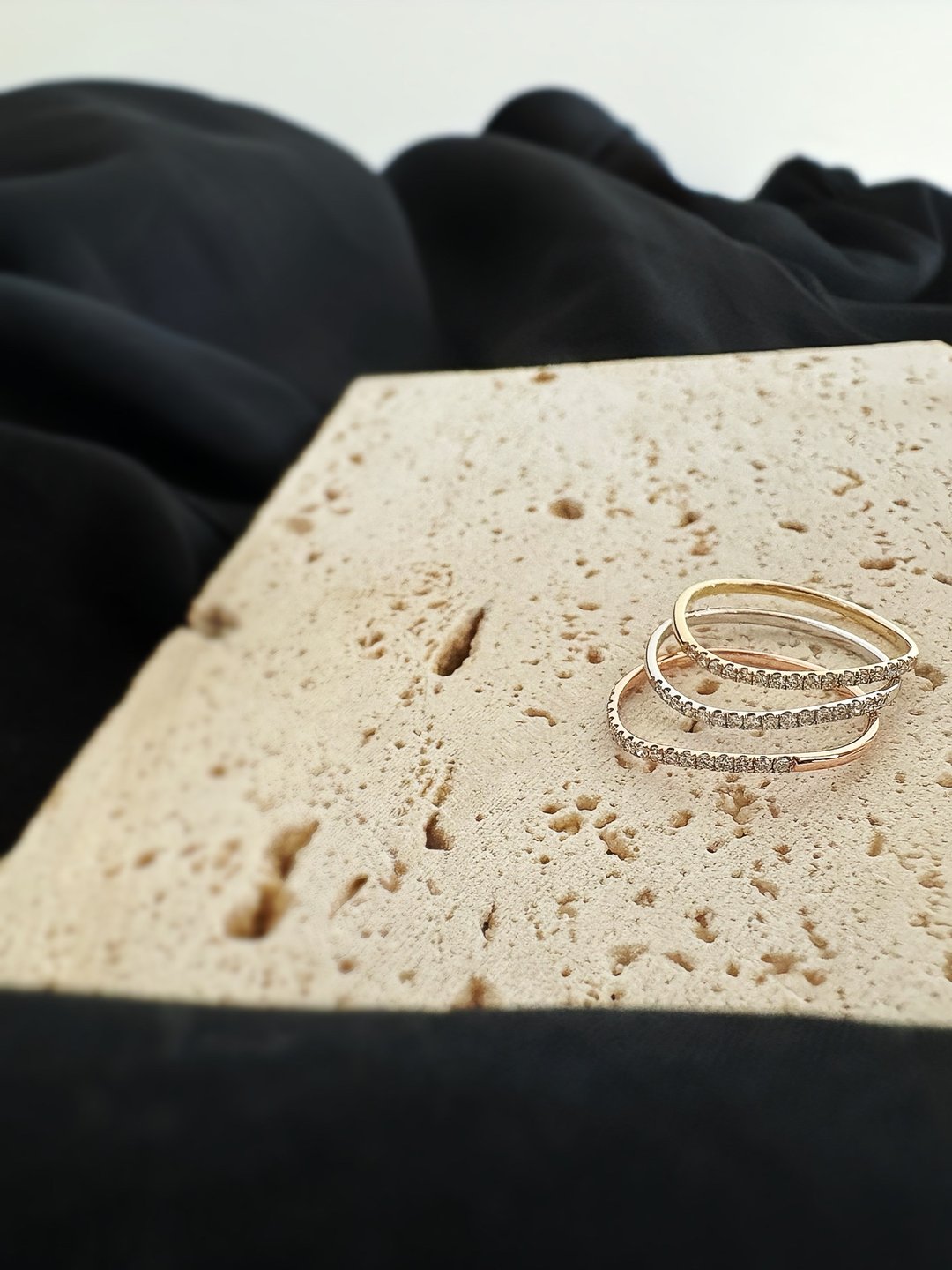 浪钻石戒指 Wave Diamond Ring- 14K 纯金天然钻石戒指 - 戒指 - 贵金属 金色