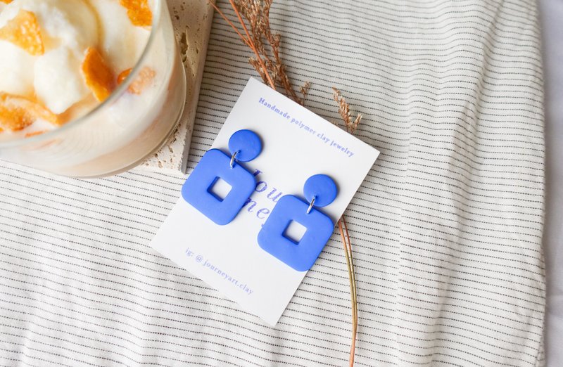 日常系- 慵懒午后 方形 靛蓝 手工软陶耳环/耳夹 简约 - 耳环/耳夹 - 陶 蓝色