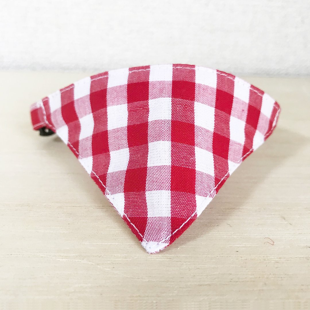 Gingham Plaid Cat Bandana Collar Safety Buckle Safety Collar - 项圈/牵绳 - 棉 红色