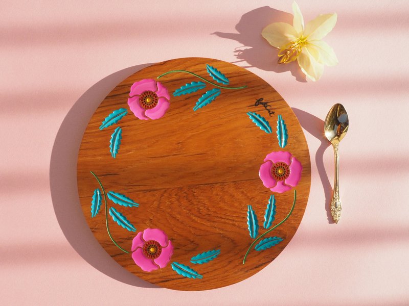Poppy Crown Teak Tray (Pink and Teal) - 浅碟/小碟子 - 木头 咖啡色