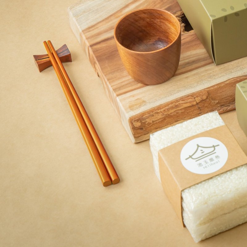好食入厝礼盒【台梗四号米/手工金檀木筷】 - 五谷杂粮/米 - 木头 咖啡色