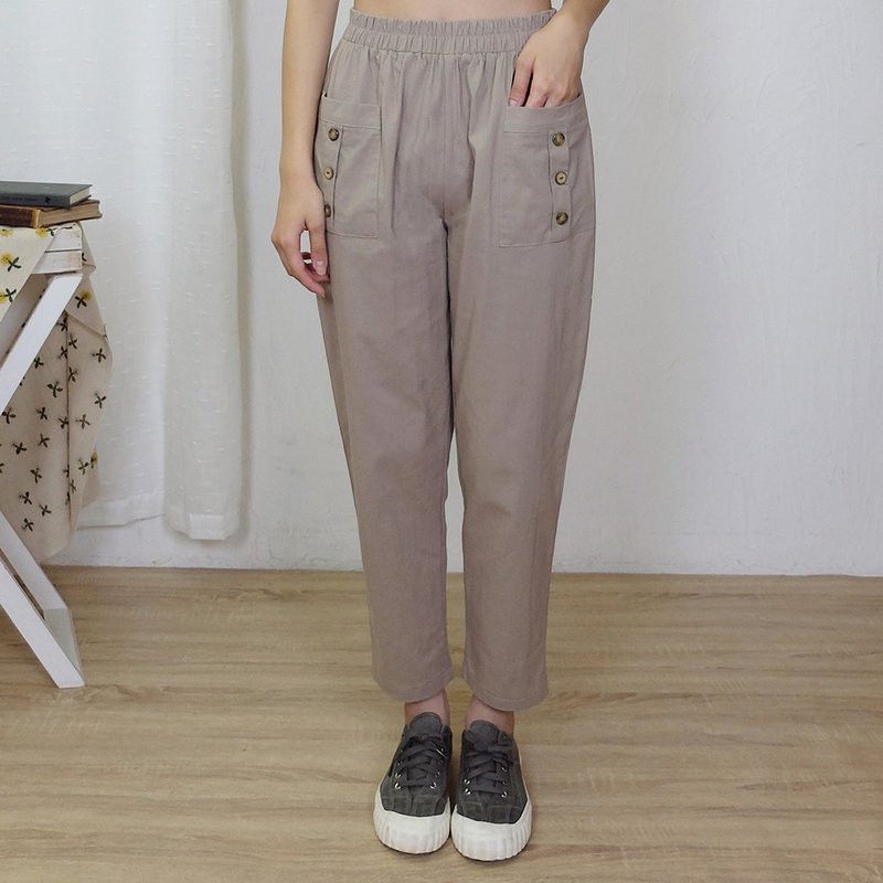 Hana Mokuba 松紧腰排扣装饰口袋百搭长裤 - 女装长裤 - 其他材质 