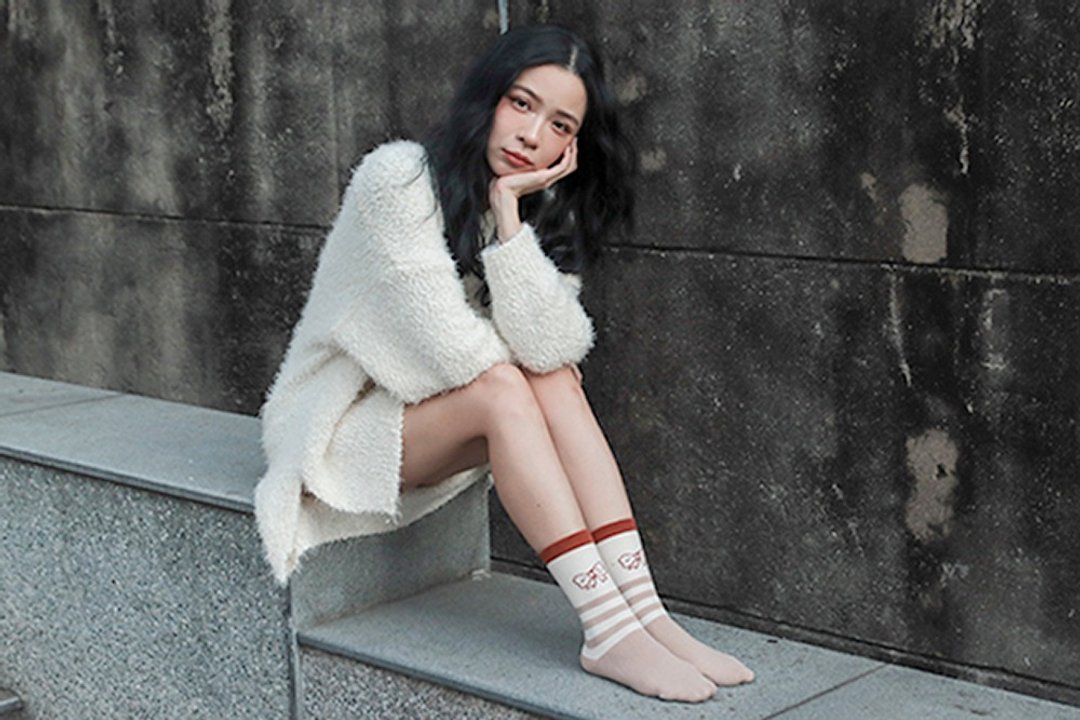 Unni花之妍仿羊绒袜 袜子 鞋履袜品 socks 中筒袜 女袜 暖 羊绒 - 袜子 - 其他材质 白色