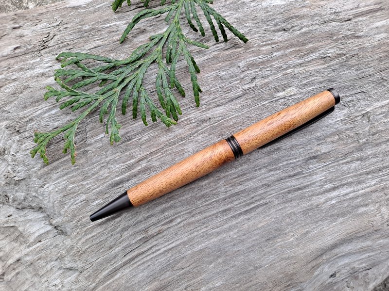 牛樟木  原木 手工笔 油性原子笔 旋转式 - 圆珠笔/中性笔 - 木头 