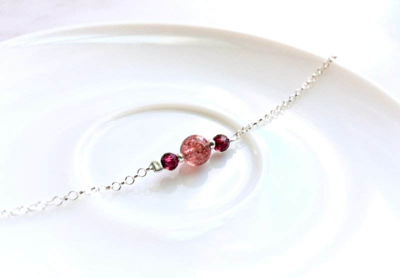 Ops Crystal Garnet bracelet-草莓晶/细致/极细/纯银/桃花/石榴 - 手链/手环 - 宝石 粉红色
