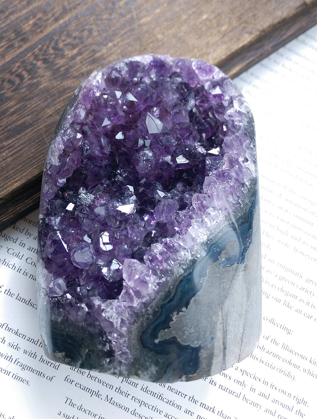Amethyst  乌拉圭产地 原皮紫水晶  紫水晶晶镇 天然矿石 原矿 - 摆饰 - 其他材质 