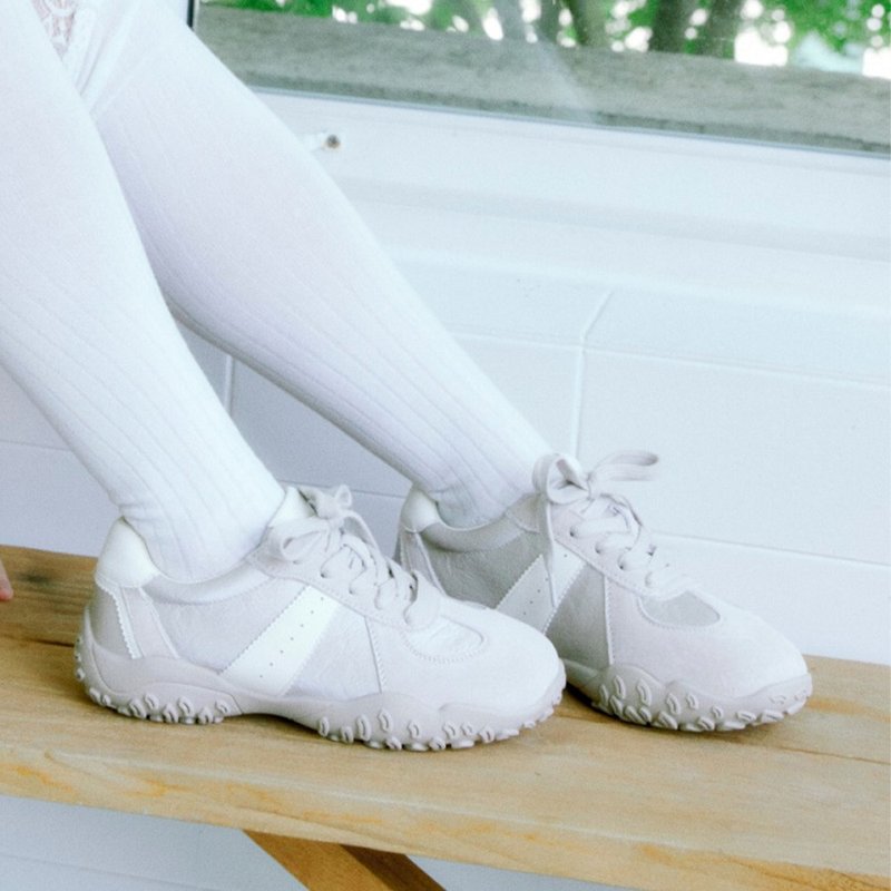 PRE-ORDER SPUR 舒适运动鞋 VS9063 (Light Beige) - 其他女款皮鞋 - 其他材质 