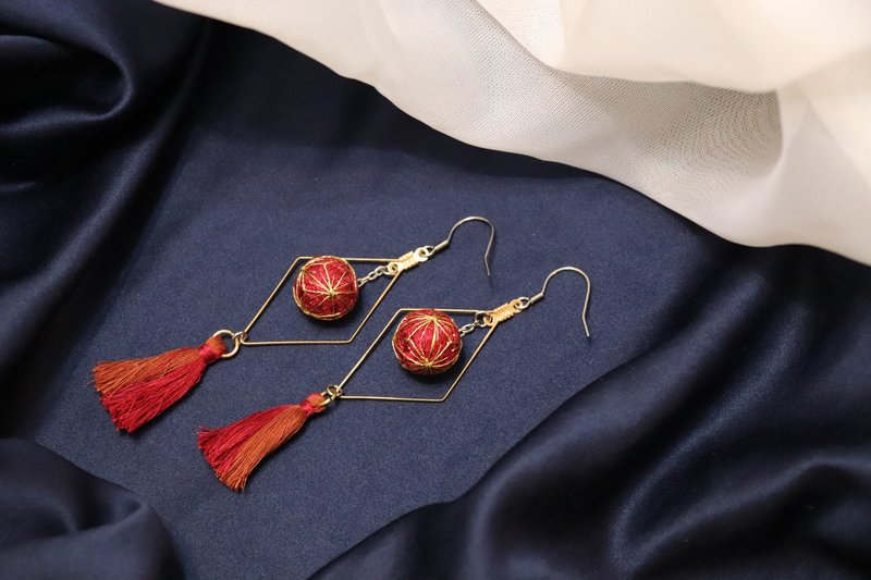【枣红遇上金】日本手鞠--麻叶--耳环 - 耳环/耳夹 - 其他材质 红色
