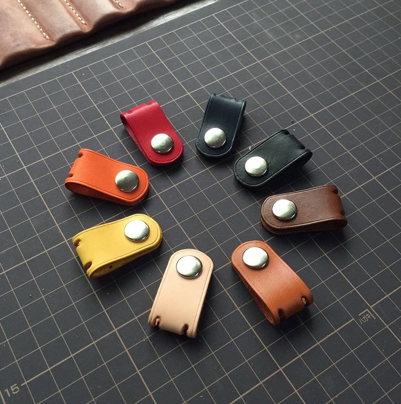 简约 手工皮革集线器组-2入 ( 可定制化 ) - 卷线器/电线收纳 - 真皮 多色