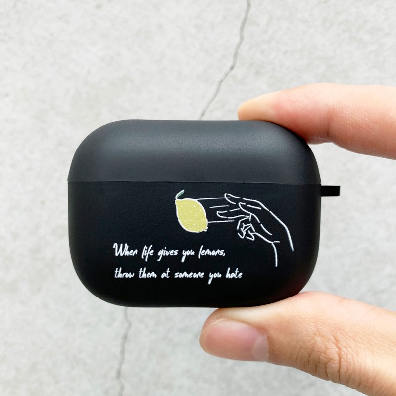 拿柠檬砸讨厌的人 黑色磨砂软壳 AirPods Pro 耳机保护套 耳机壳 - 耳机 - 橡胶 黑色