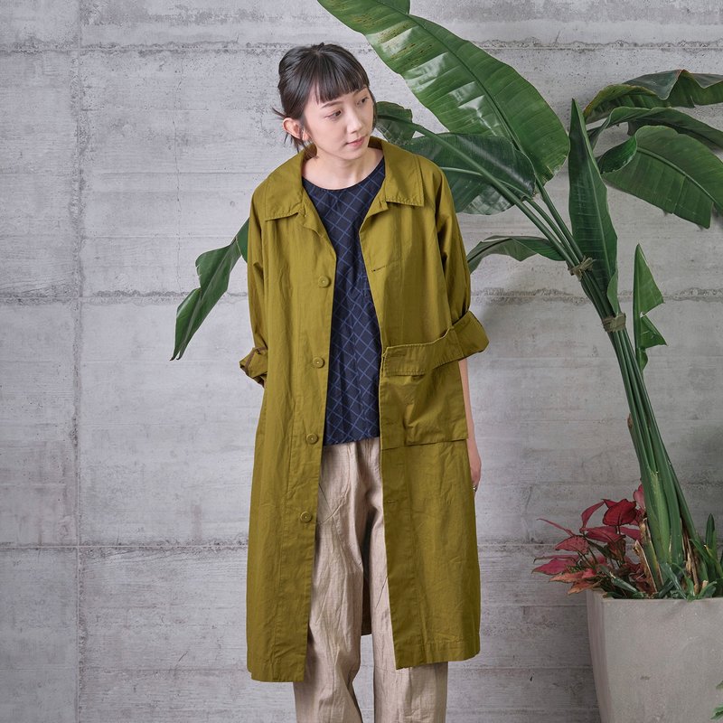 收藏大口袋排扣长外套 - 女装休闲/机能外套 - 棉．麻 绿色