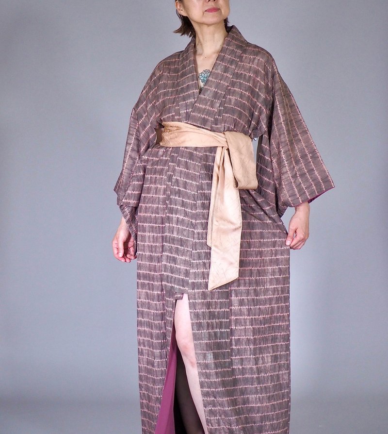 【日本制】 柔软丝绸和服连衣裙、复古和服、淡紫色粉红色、给她 - 晚装/礼服 - 丝．绢 粉红色
