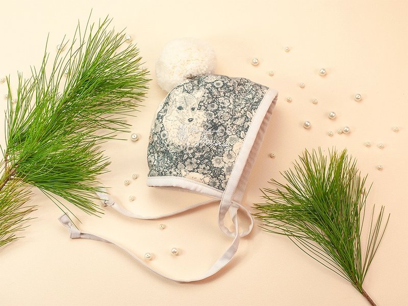 Handmade by Mina 美国 AGF 法兰绒与熊院子里漫步绒球手作婴儿帽 - 婴儿帽/发带 - 棉．麻 多色