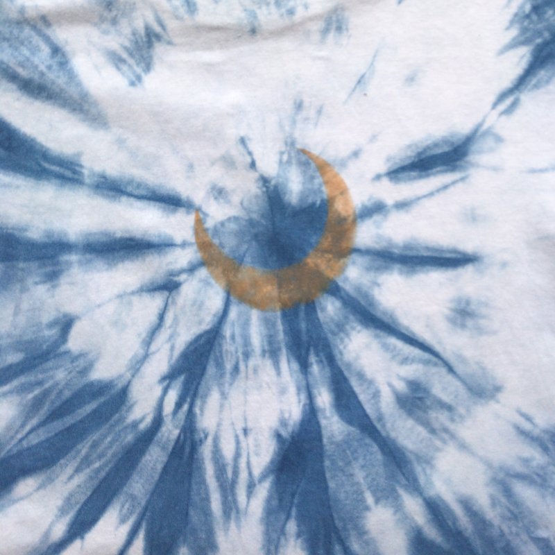 MOONLIGHT Moonlight Indigo dyeing Indigo aizome - 女装 T 恤 - 棉．麻 蓝色