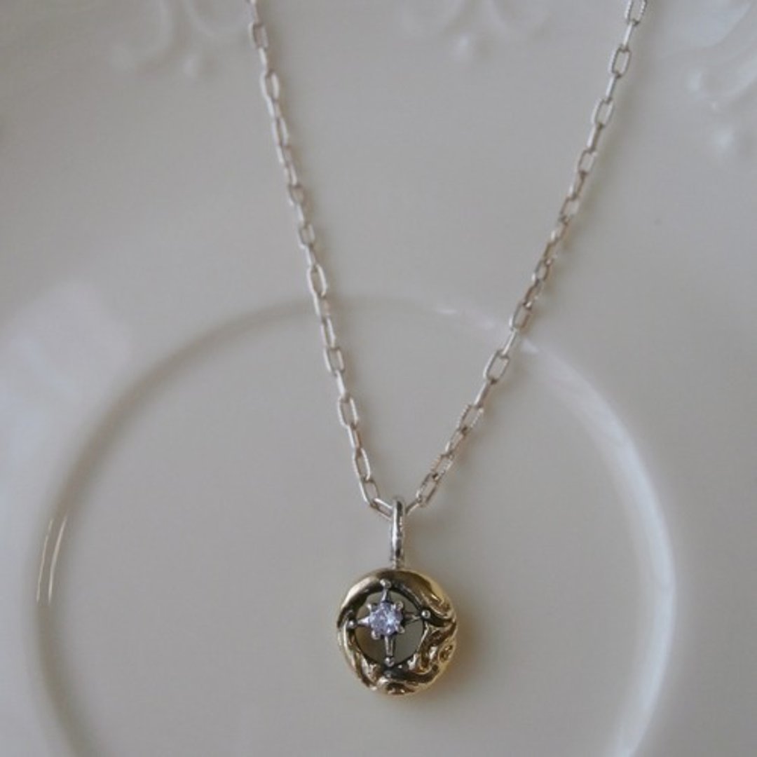 Star and moon necklace - 项链 - 其他金属 