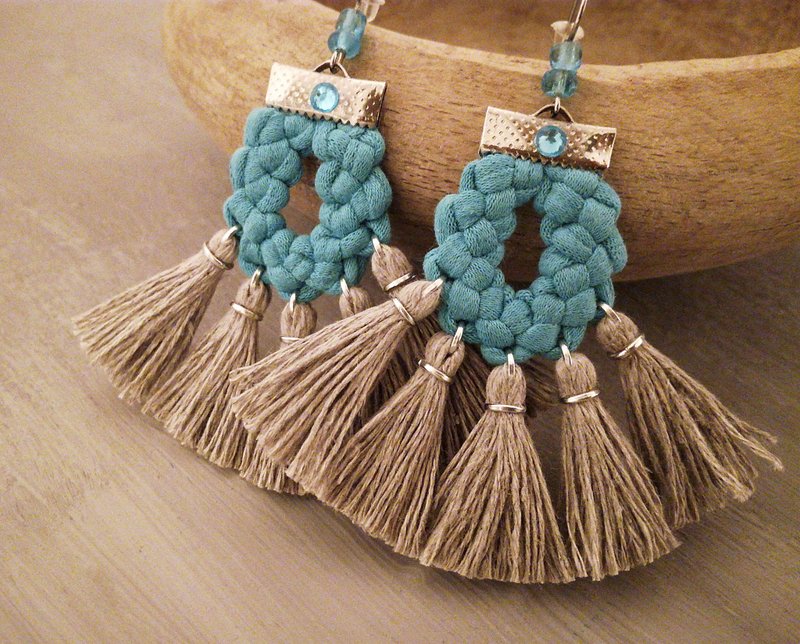 Turquoise Earrings Linen Tassels - 耳环/耳夹 - 绣线 蓝色
