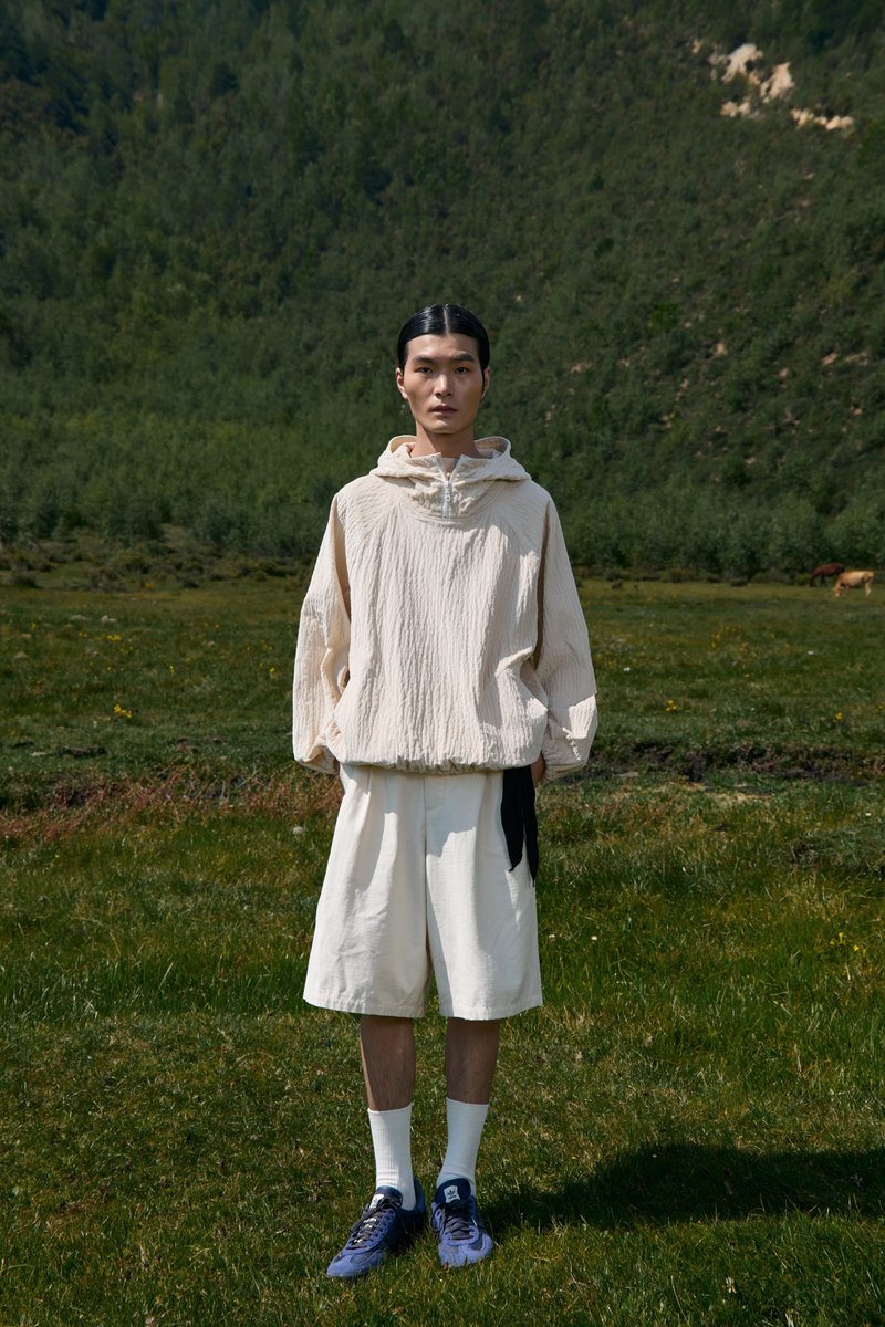 气泡灯芯绒卫衣 - 中性连帽卫衣/T 恤 - 棉．麻 