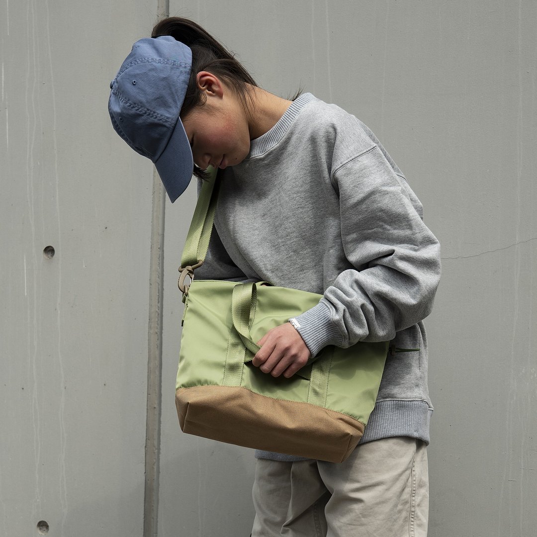 Tote+ 复古托特包 大容量 轻便防水 斜挎手提 優質尼龍 牛油果綠 - 侧背包/斜挎包 - 尼龙 