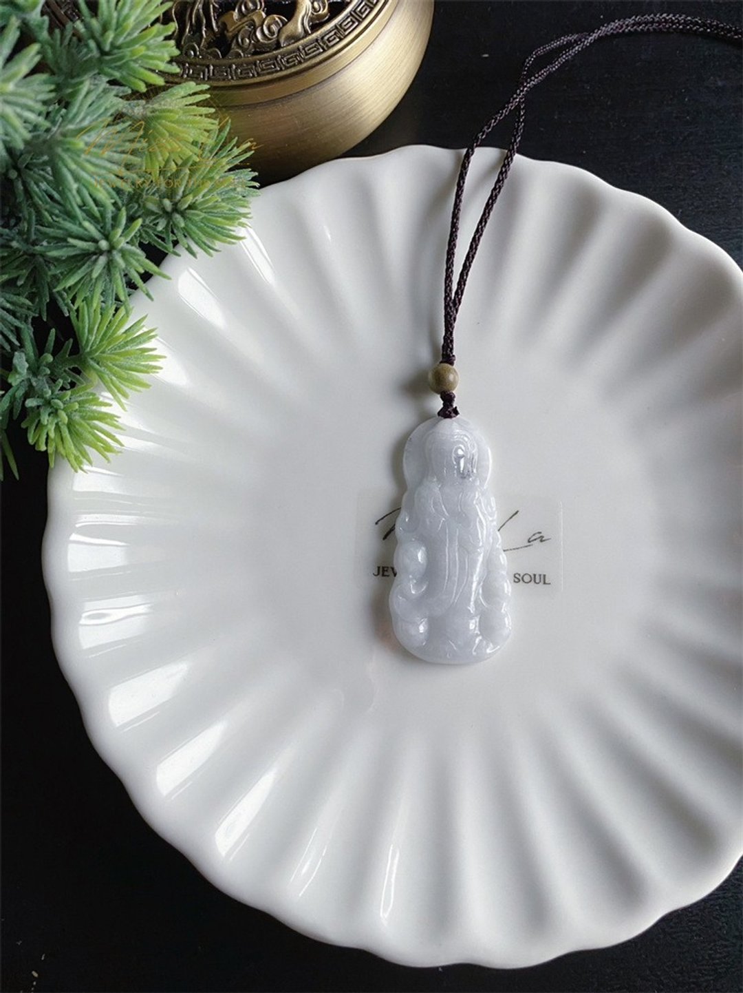 【售出】缅甸玉翡翠 站观音 菩萨 礼物 玉坠 项链 吊饰 保平安 健 - 项链 - 玉石 白色