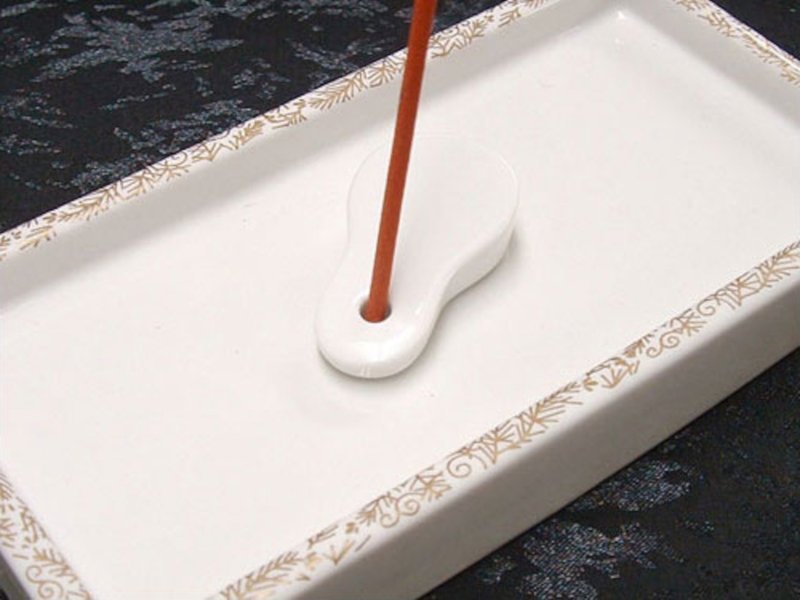 日本【松荣堂】Nagate 长手香皿 (黑色 / 圆点 / 松叶 / 纯白) - 香薰/精油/线香 - 瓷 