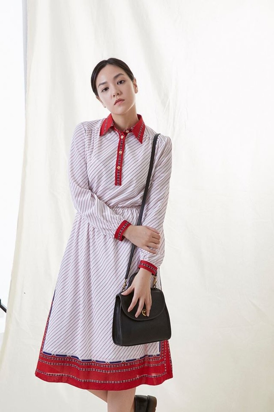 《Vintage dress》日本古着洋装 白红条纹 VD160 - 洋装/连衣裙 - 聚酯纤维 白色
