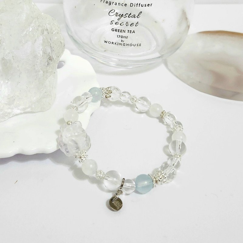 浅粉晶Q版九尾狐设计手链/招桃花/增强沟通能力/平衡情绪之水晶 - 手链/手环 - 水晶 白色