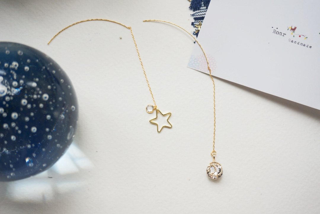 简约设计耳环 - Stars 。Swarovski。 针式/夹式 - 耳环/耳夹 - 水晶 白色