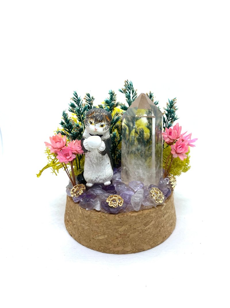 绿色树林-猫咪与白水晶柱-公仔/水晶/干燥花玻璃罩摆设 - 摆饰 - 水晶 