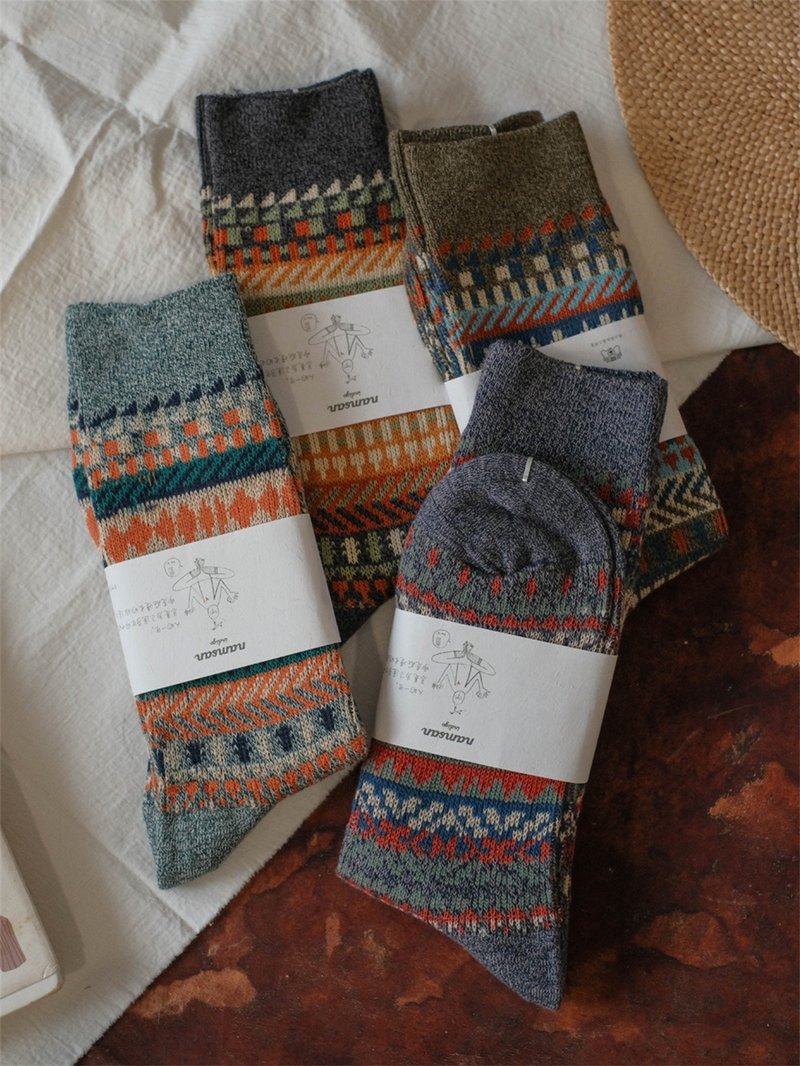 4顏色 針織復古費爾島男女精梳棉襪子中筒襪 37-43 男女款 - 袜子 - 棉．麻 绿色