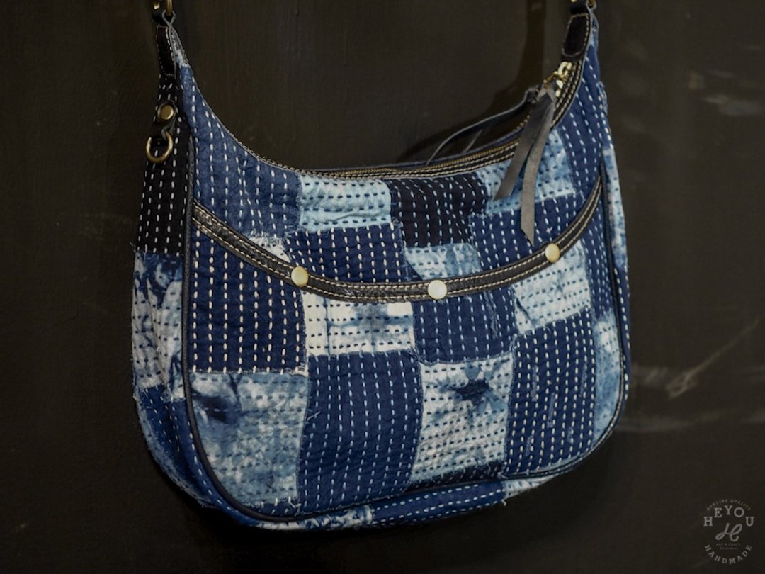 Easy Hobo Bag 随身包 Boro Patch Indigo 褴褛拼布 蓝染款 - 侧背包/斜挎包 - 棉 多色