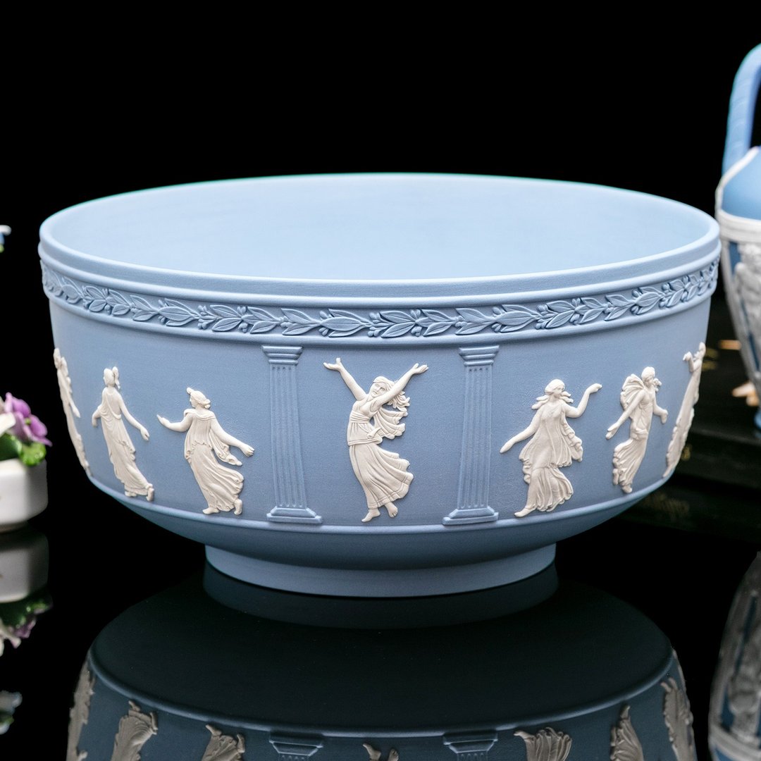 Wedgwood浮雕玉石2000年跳舞女神陶瓷花盆钵展示碗 - 花瓶/陶器 - 瓷 