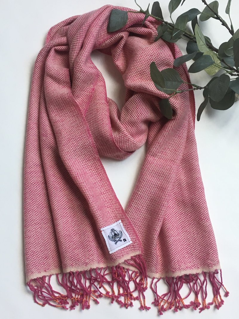 100% Cashmere handwoven long muffler - 丝巾 - 其他材质 粉红色
