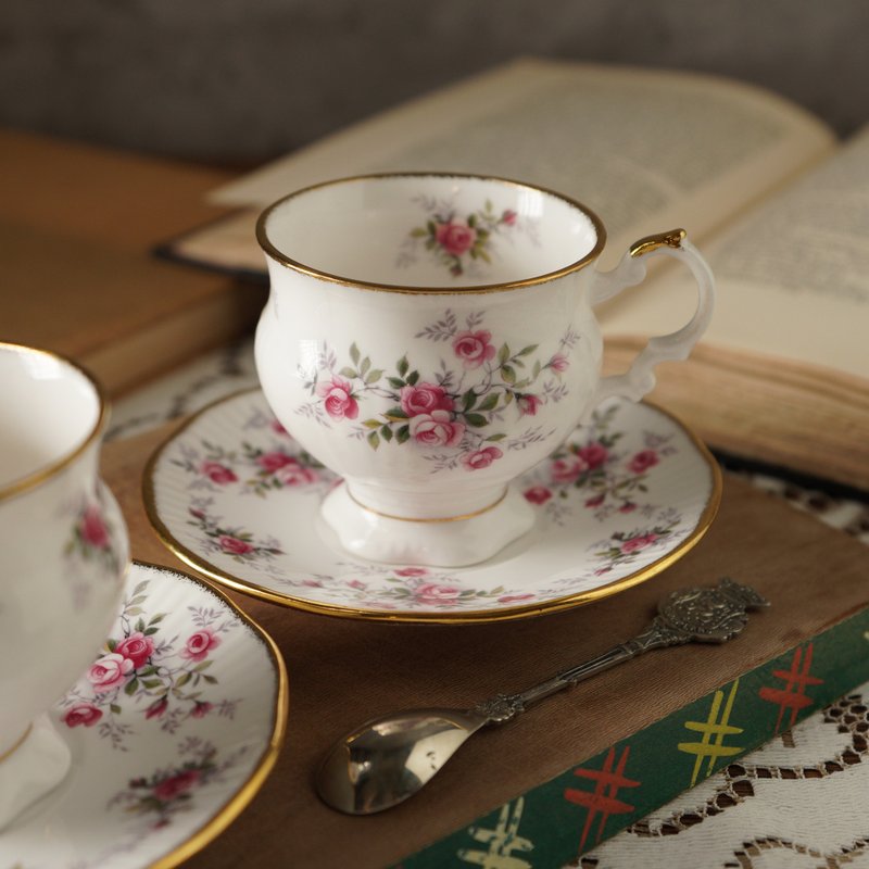 英国Elizabethan小玫瑰细骨瓷手工喷金茶杯组/咖啡杯 - 咖啡杯/马克杯 - 瓷 多色