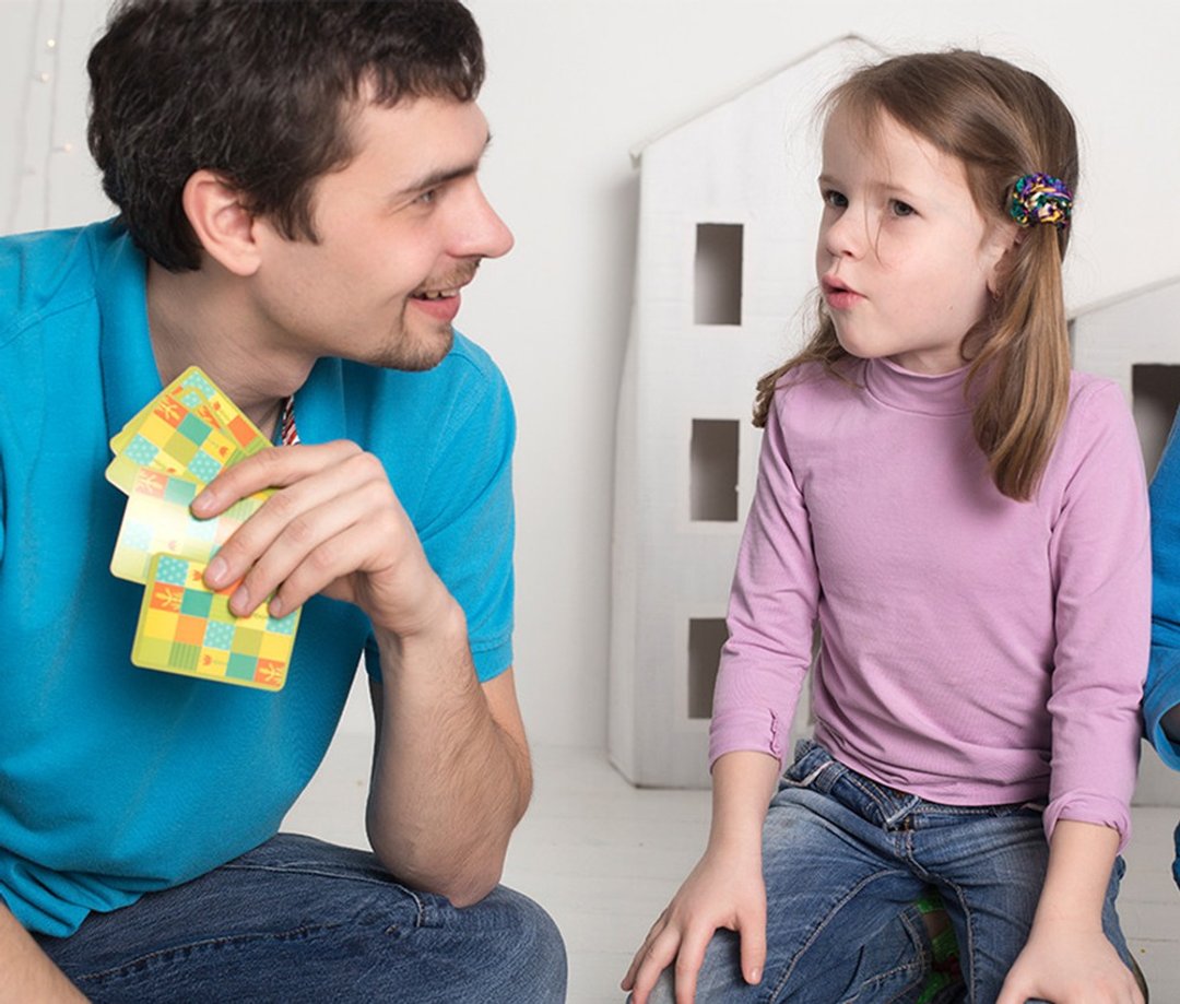 SIMPLE RULES  - 智人 Homo Sapiens - 俄罗斯儿童桌游 - 玩具/玩偶 - 纸 黄色