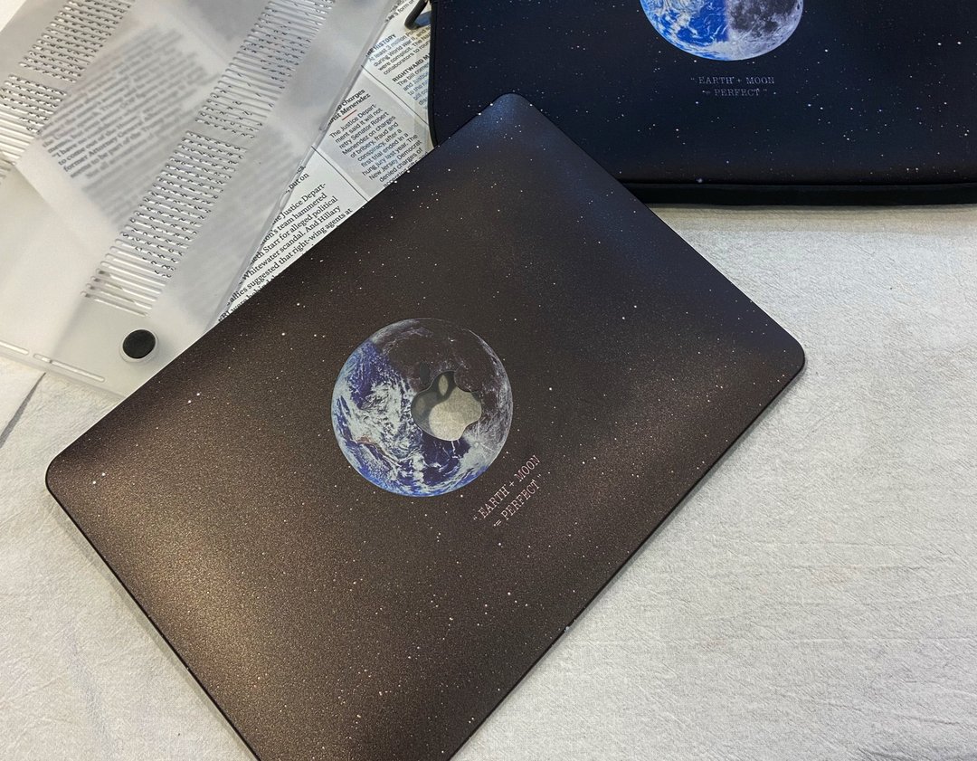 月球和地球 电脑MacBook壳 - 电脑配件 - 其他材质 