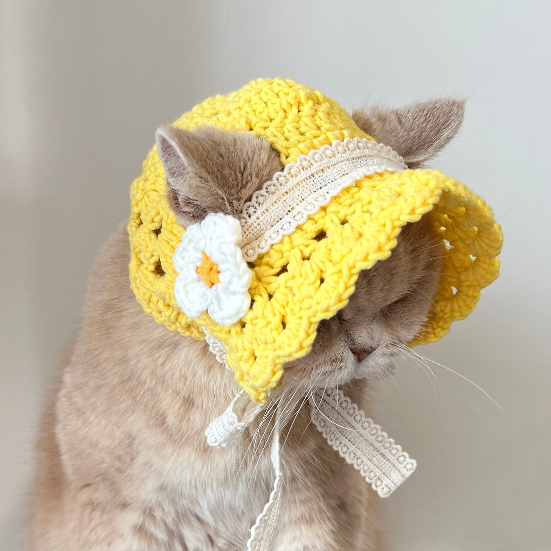 Korean Designer Brand 黄色樱花宠物帽 猫狗耳洞设计 - 衣/帽 - 棉 