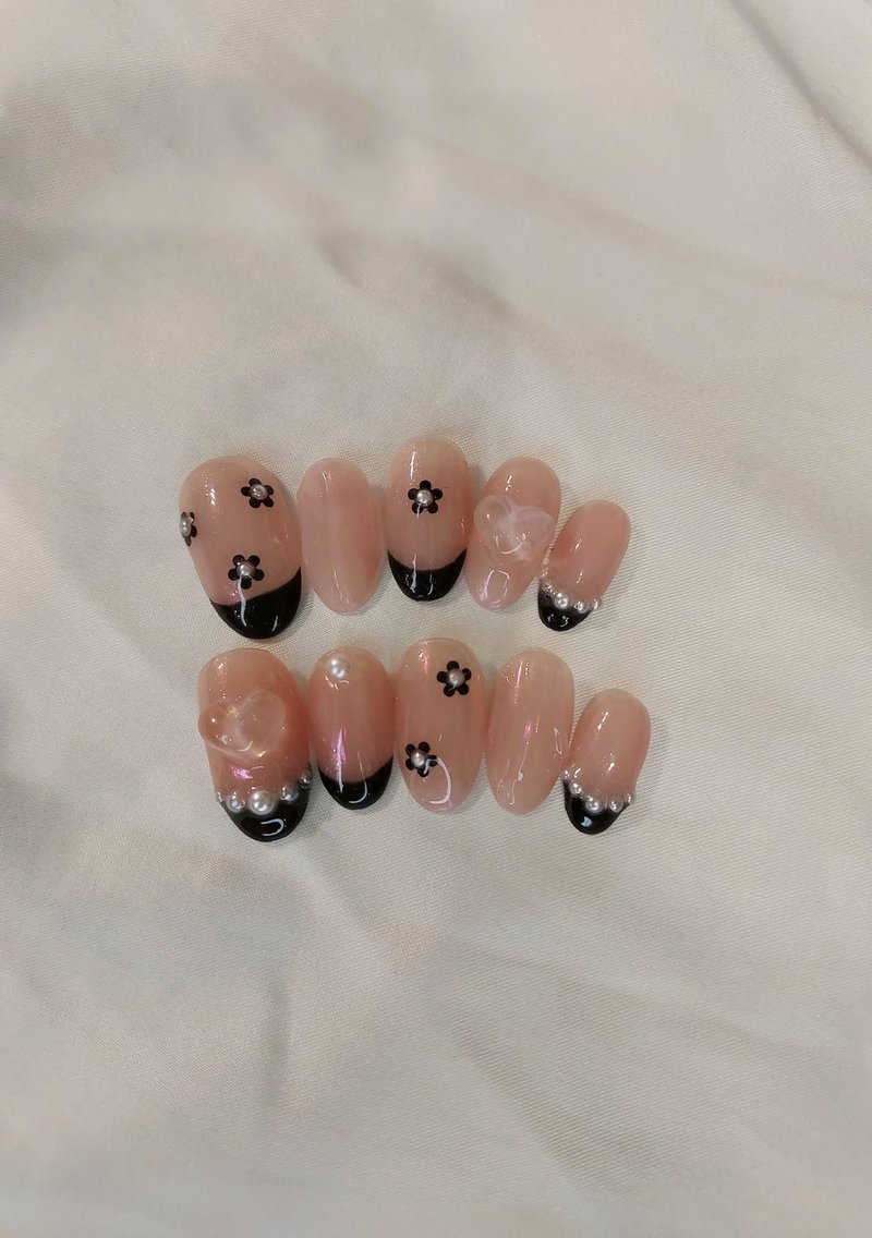 裸色/花/手工穿戴甲/指甲片/指甲贴 - 指甲油/指甲贴 - 树脂 多色