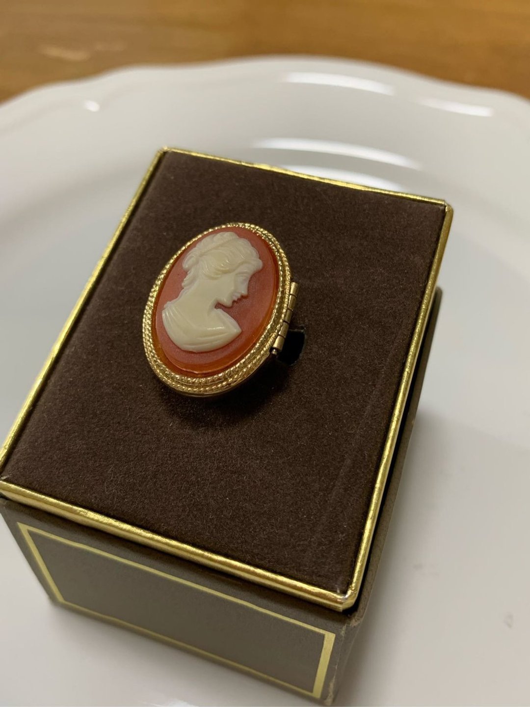 Vintage AVON 仕女香膏盒 戒指 少见 - 耳环/耳夹 - 其他金属 