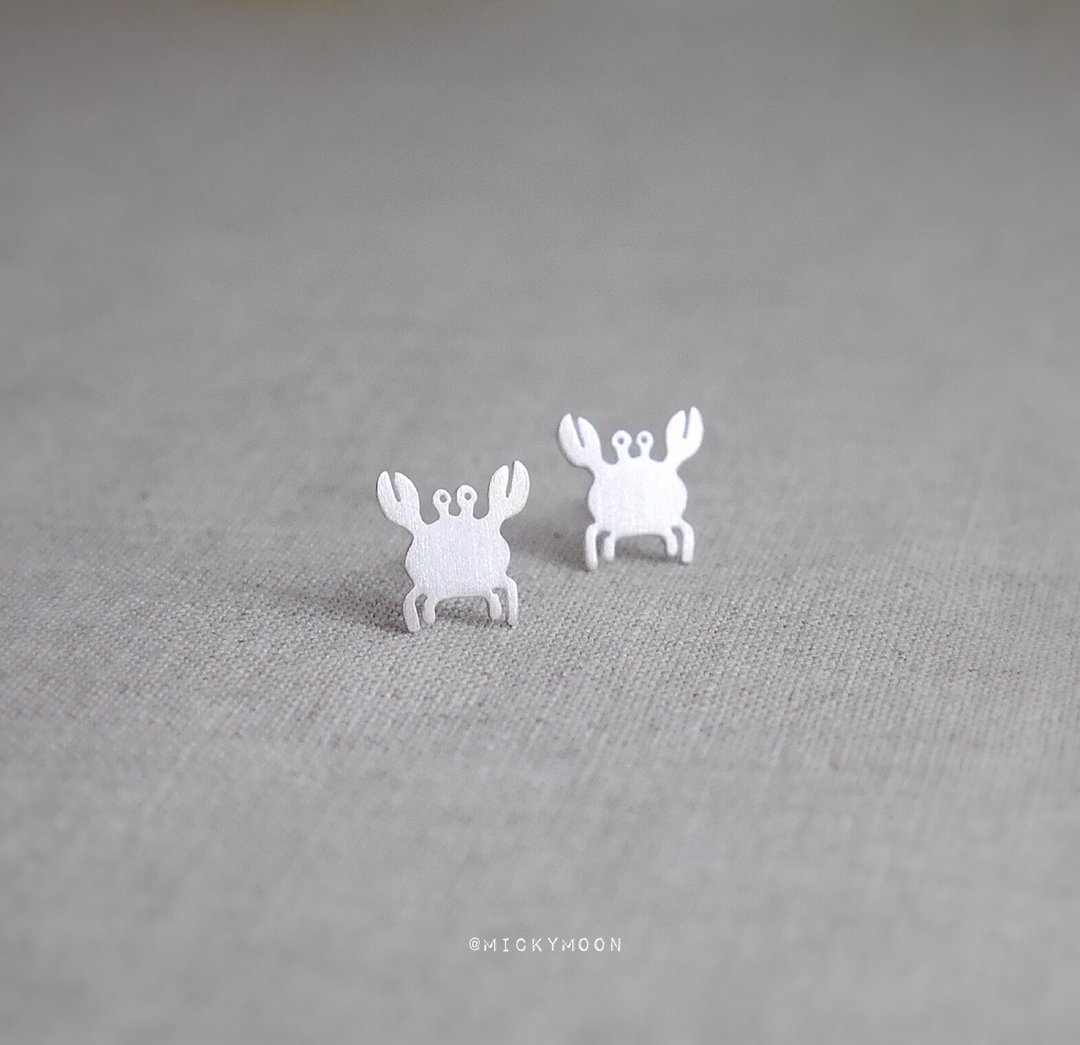 Crab Silver Earrings,925 Sterling Silver - 耳环/耳夹 - 纯银 银色