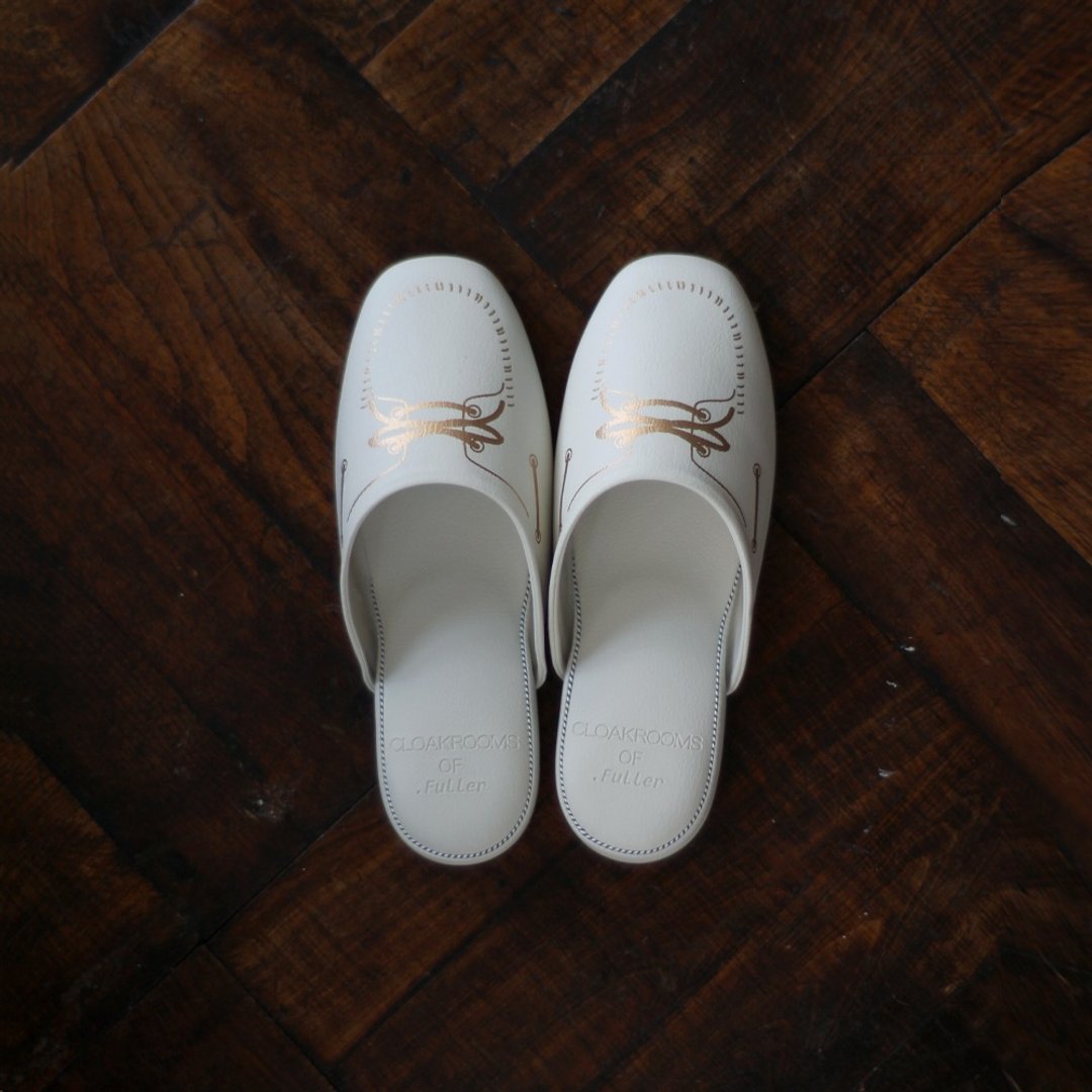 CLOAKROOMS OF .Fuller 室内拖鞋 帆船MOCASIN -白金 - 室内拖鞋 - 人造皮革 白色