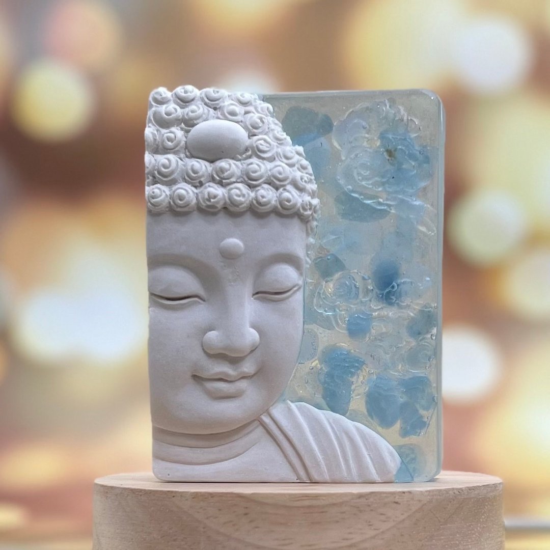 佛艺水晶香氛 佛像摆饰(十四) 水晶扩香 小夜灯 水晶夜灯 附底座 - 香薰/精油/线香 - 树脂 白色