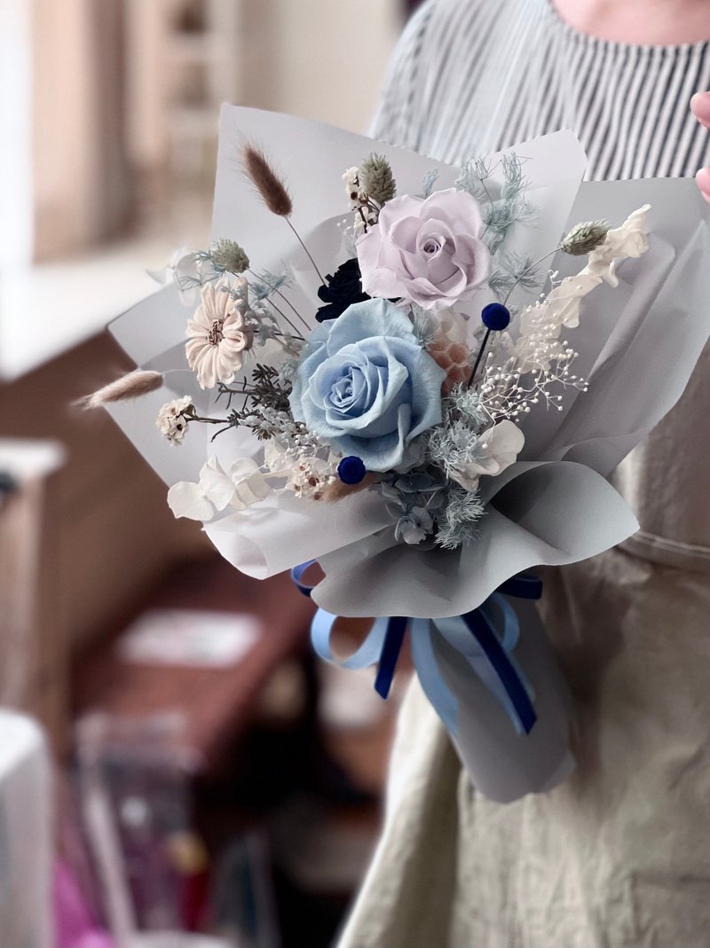 灰蓝永生花束 男生花束 干燥花 永生花 蓝色花束 蓝玫瑰 不凋花 - 干燥花/捧花 - 植物．花 蓝色
