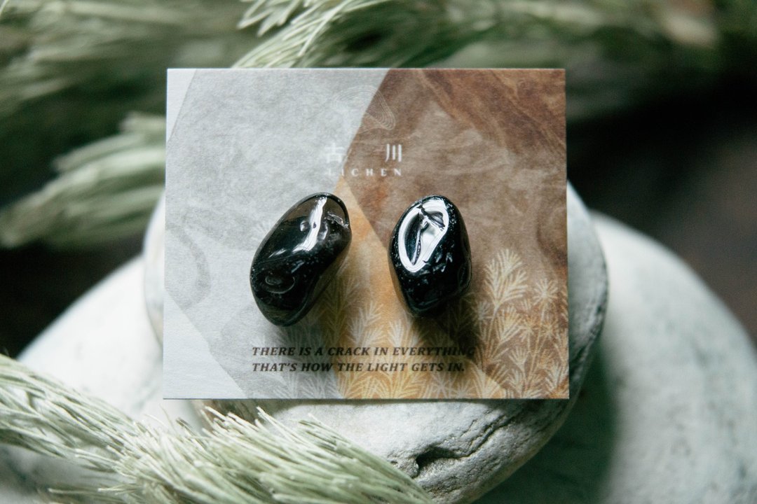 CRACK | 矿物系耳环 |  EARRINGS - 耳环/耳夹 - 玉石 黑色