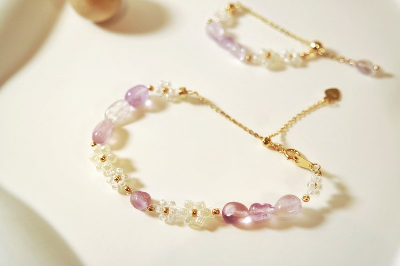 Chamomile Garden . 紫水晶 日本玻璃株 花花编织手链 戒指 - 手链/手环 - 水晶 白色