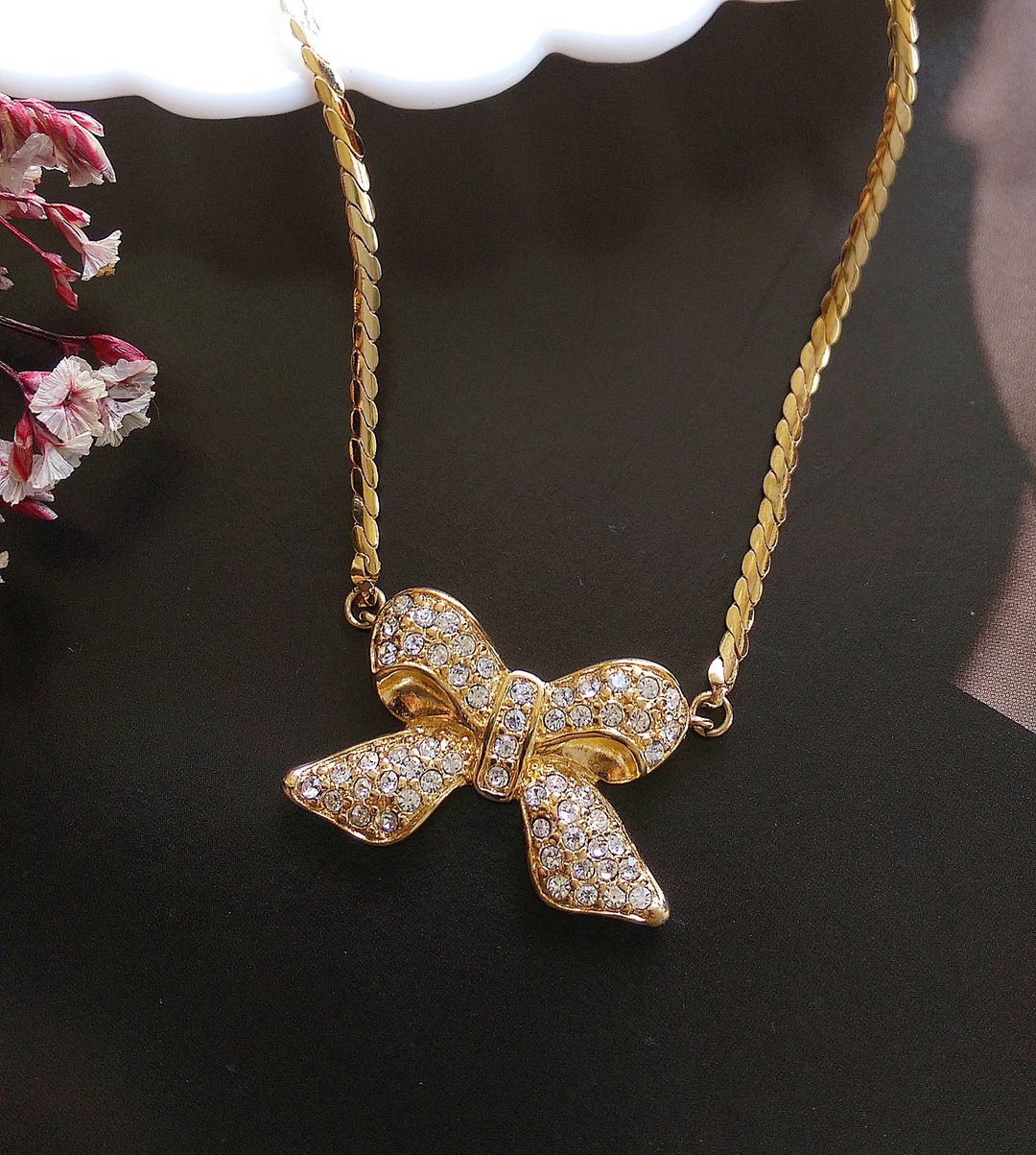 【西洋古董饰品 】MONET 甜美蝴蝶结 满钻 项链 - 项链 - 其他金属 金色